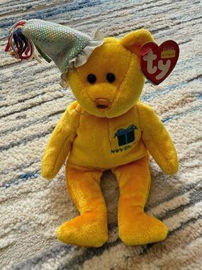 Ty Vintage 2002 TY Beanie Baby Plush NOVEMBER the Birthday Bear w/Party Hat